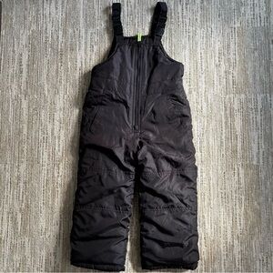 OSHKOSH B'GOSH BOYS PRE-OWNED BLACK INSULATED WINTER/SNOW BIB OVERALLS SIZE L/7